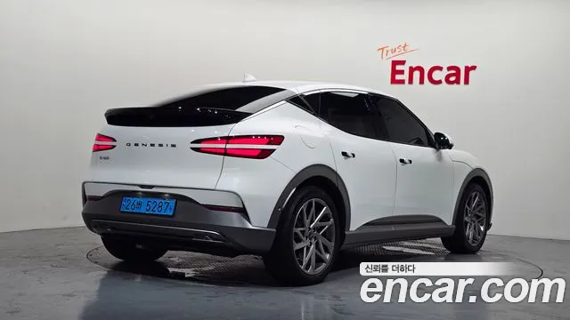 Genesis GV60 — Фото автомобиля 2