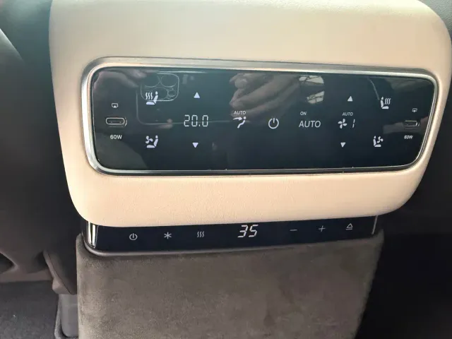 Li Auto MEGA — Фото автомобиля 11