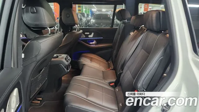 Mercedes-Benz GLS-Class — Фото автомобиля 15