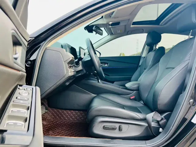 Honda Accord — Фото автомобиля 4
