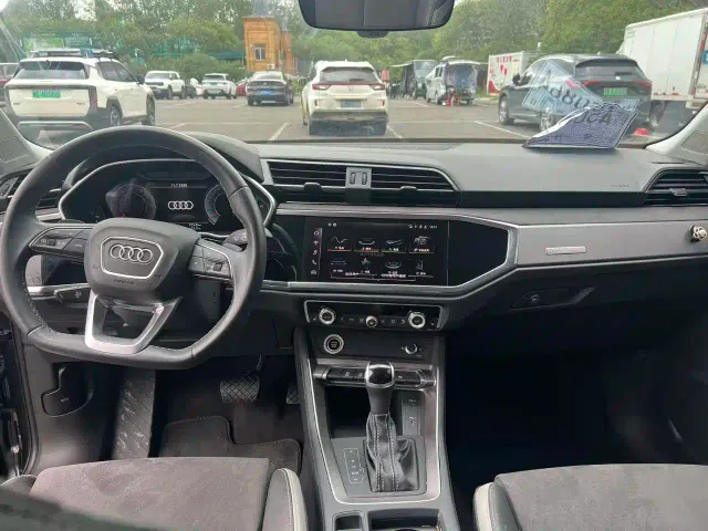 Audi Q3 — Фото автомобиля 9