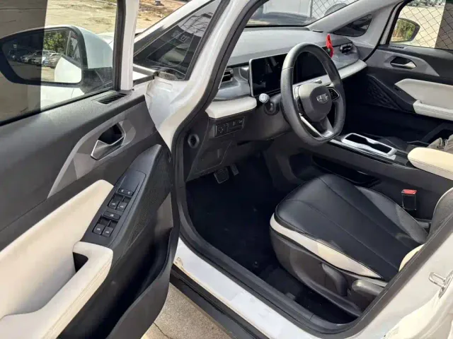 Geely Geometry E Firefly — Фото автомобиля 15