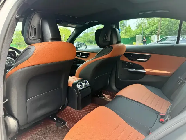 Mercedes-Benz C-Class — Фото автомобиля 16