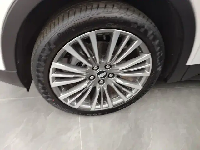 Cadillac XT4 — Фото автомобиля 22