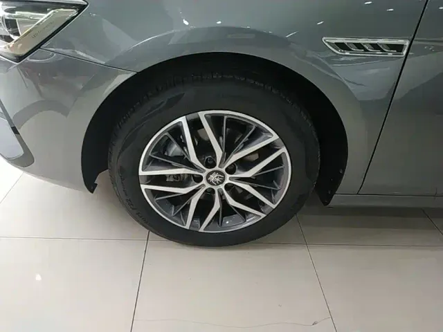 BYD Qin PLUS — Фото автомобиля 22