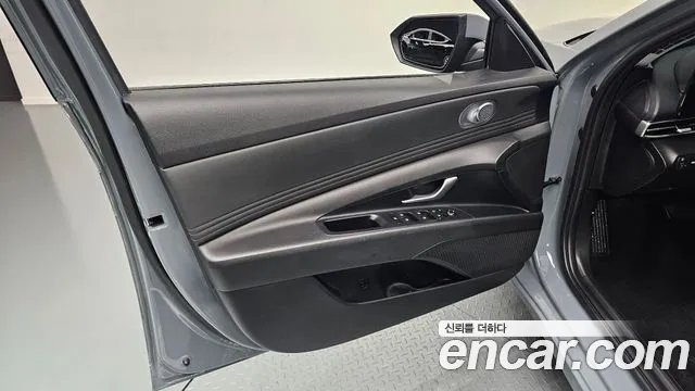 Hyundai AVANTE Avante (CN7) — Фото автомобиля 23