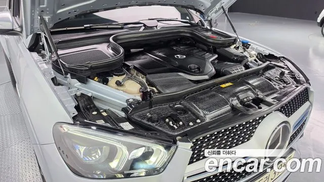 Mercedes-Benz GLE-Class — Фото автомобиля 6