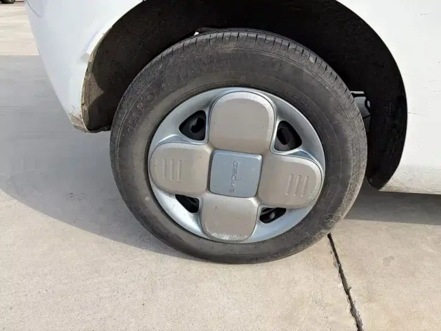 Geely Panda — Фото автомобиля 13