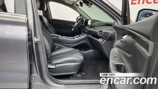 Hyundai Santafe Новый Santa Fe Дизель 2.2 4WD — Фото автомобиля 11