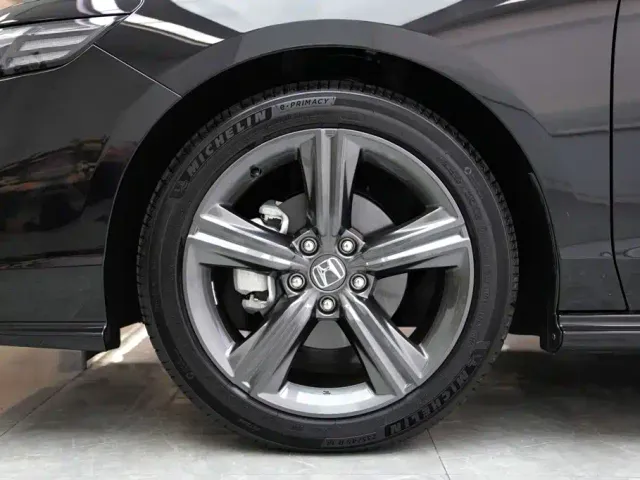 Honda Inspire — Фото автомобиля 5