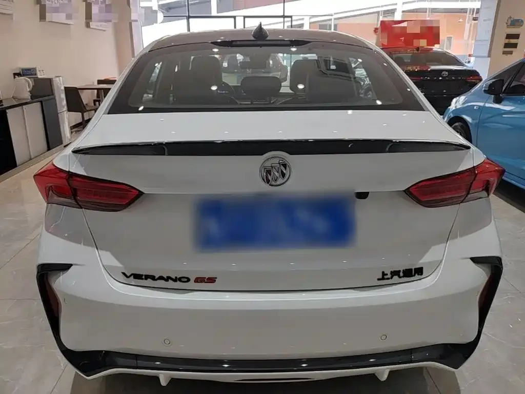 Buick Verano 2023 Pro GS Gale Edition — Фото автомобиля 3