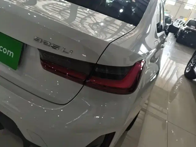 BMW 3 Series — Фото автомобиля 7