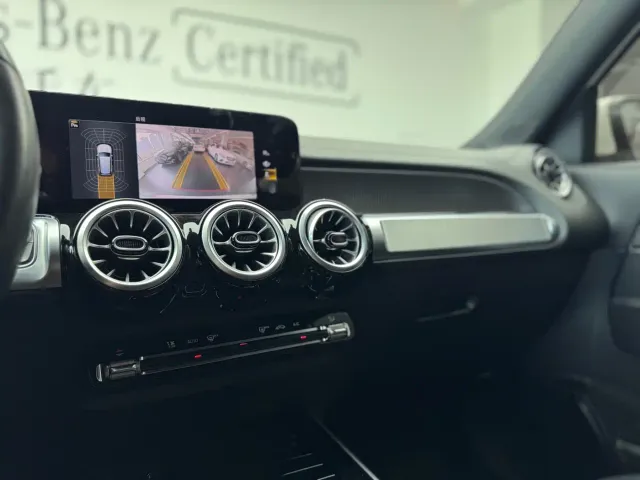 Mercedes-Benz GLB-Class — Фото автомобиля 16