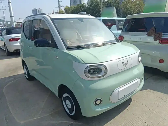 Wuling Hongguang Mini EV — Фото автомобиля 3
