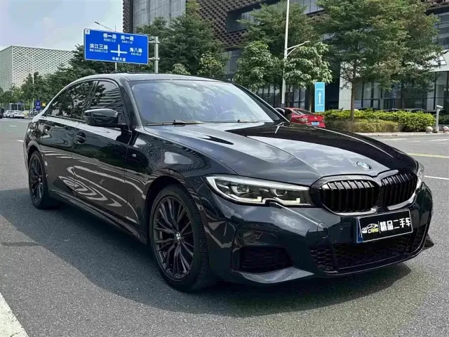 BMW BMW 3 Series 2022 325Li M Sport Shadow Edition — Фото автомобиля 3