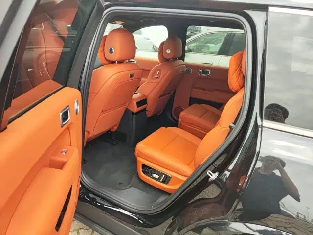 Li Auto L9 — Фото автомобиля 2