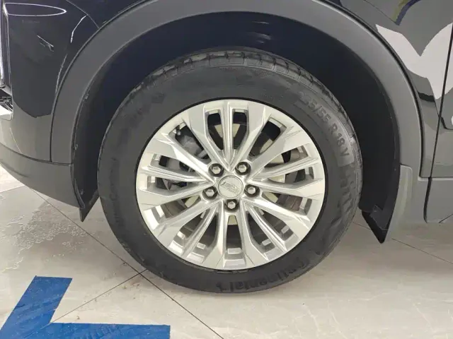 Cadillac XT4 — Фото автомобиля 6