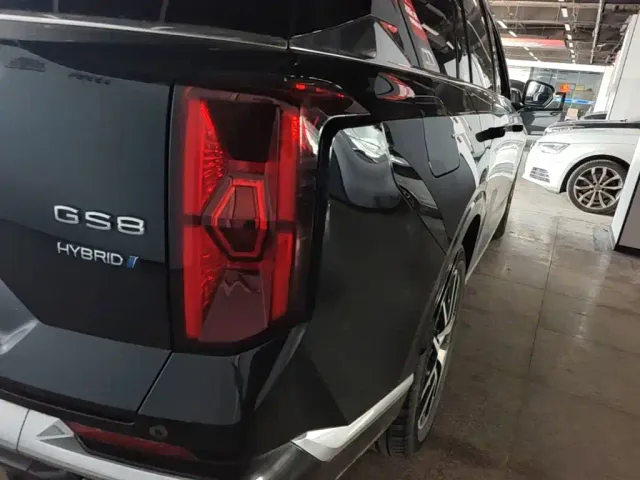 GAC Trumpchi GS8 — Фото автомобиля 7