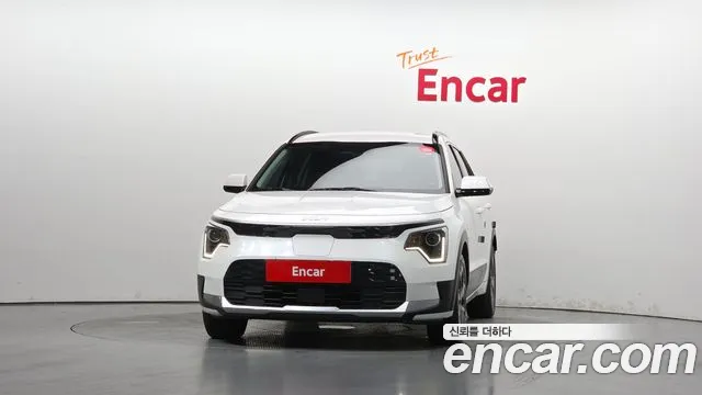Kia Niro — Фото автомобиля 3