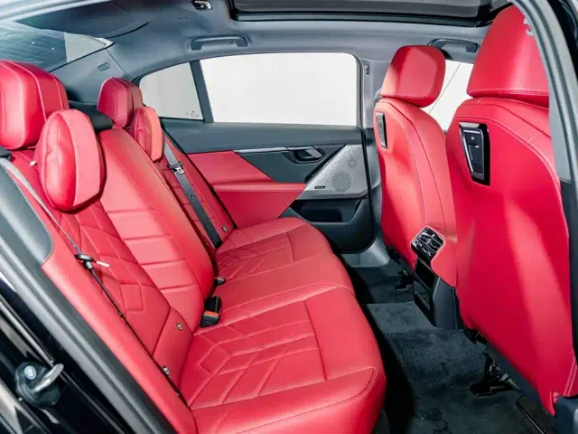 BMW 5 Series — Фото автомобиля 22