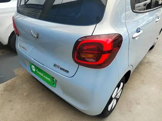 Wuling Hongguang Mini EV — Фото автомобиля 23