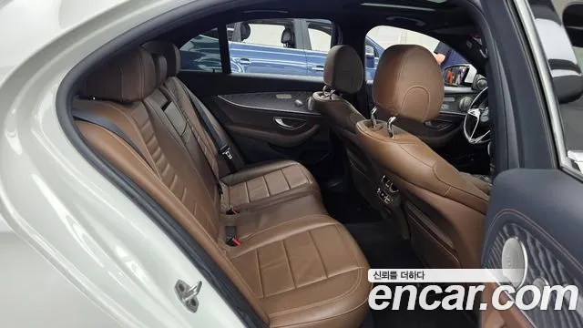 Mercedes-Benz E-Class E-класс W213 E350 4MATIC Avantgarde — Фото автомобиля 10