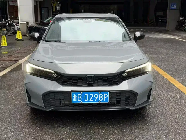 Honda Civic — Фото автомобиля 2