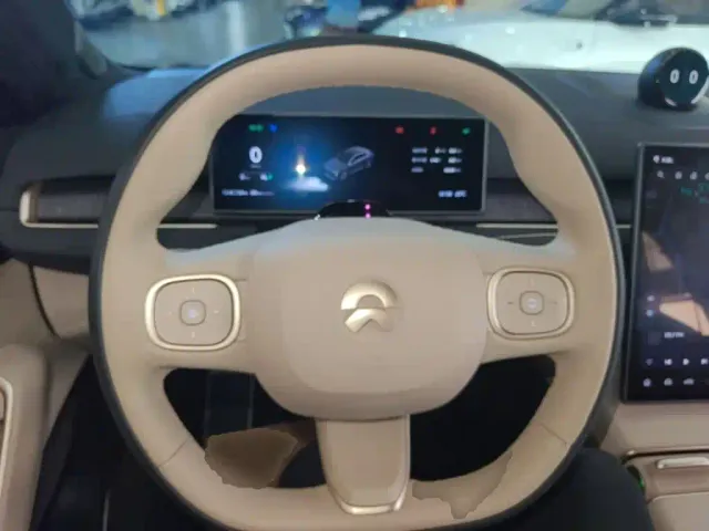 Nio EC7 — Фото автомобиля 6