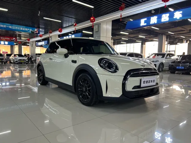 MINI Hatch — Фото автомобиля 3