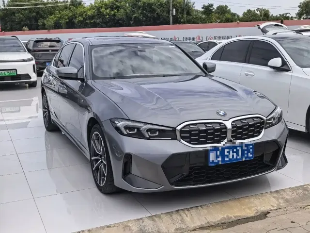 BMW 3 Series — Фото автомобиля 3