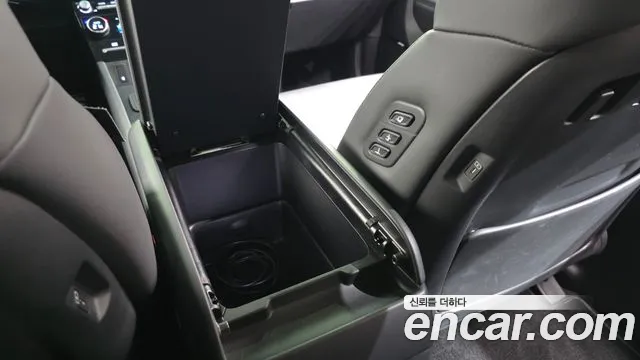 Hyundai Santa Fe — Фото автомобиля 27
