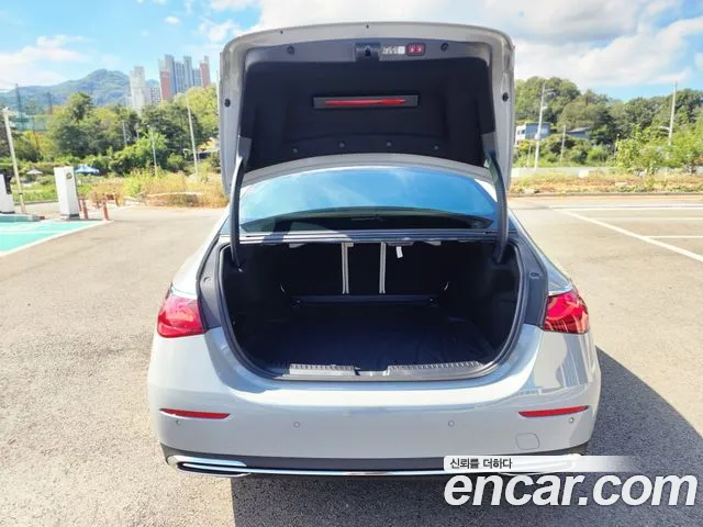 Mercedes-Benz E-Class W214 — Фото автомобиля 6