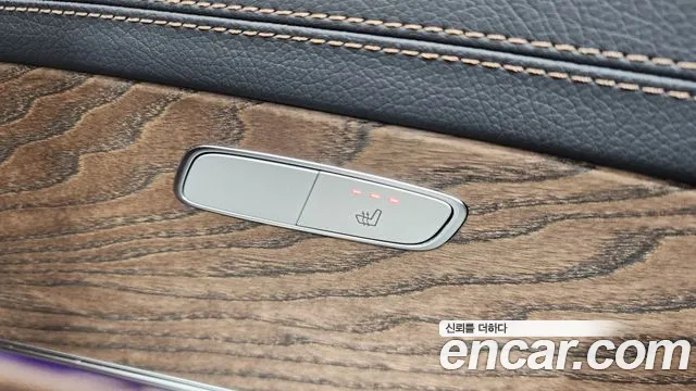 Mercedes-Benz E-Class — Фото автомобиля 19