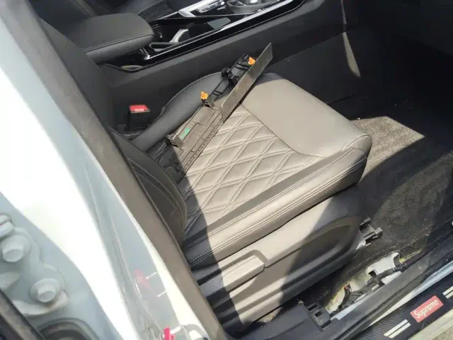 Wuling Asta — Фото автомобиля 8