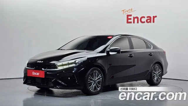 Фотография автомобиля — Kia K3 Generation 2