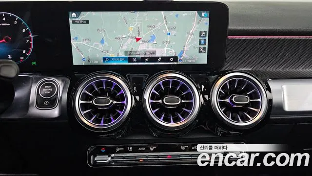 Mercedes-Benz GLB-Class — Фото автомобиля 23