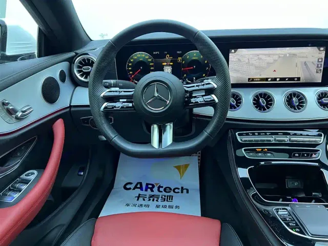 Mercedes-Benz E-Class — Фото автомобиля 10