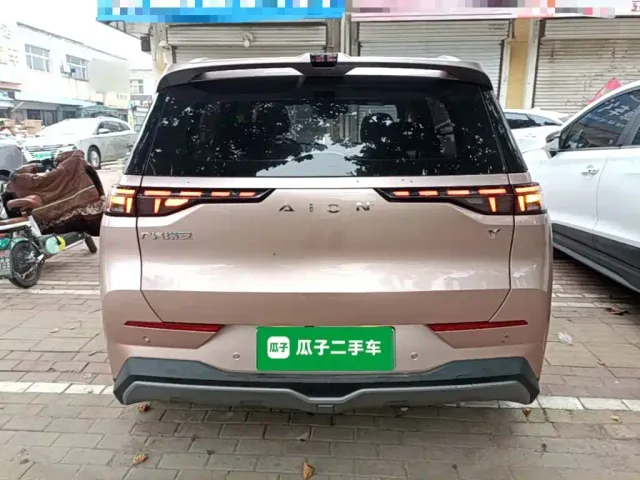 GAC Aion Y — Фото автомобиля 5