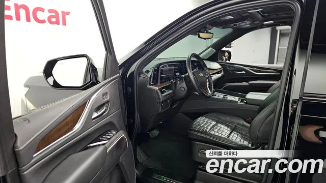 Cadillac Escalade Escalade 5 поколение — Фото автомобиля 9