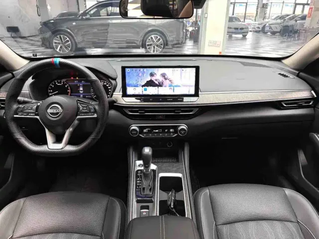 Nissan Teana — Фото автомобиля 9