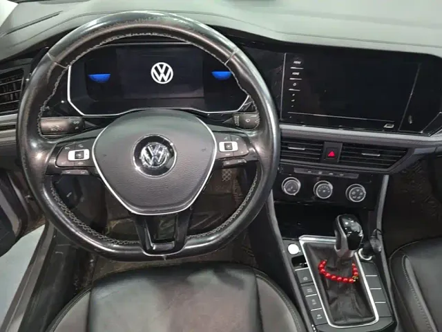 Volkswagen Sagitar — Фото автомобиля 10