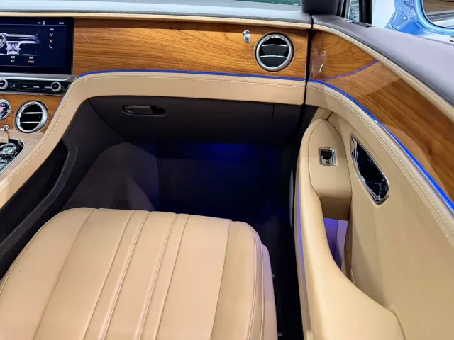 Bentley Continental — Фото автомобиля 9