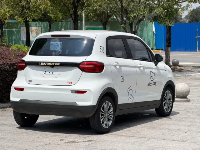Leapmotor Leapmotor T03 2024 403 Comfort Edition — Фото автомобиля 4