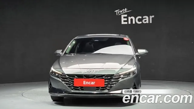 Hyundai AVANTE Avante (CN7) — Фото автомобиля 3