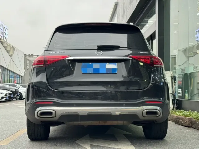 Mercedes-Benz GLE-Class — Фото автомобиля 14