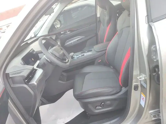 Changan Z6 — Фото автомобиля 14
