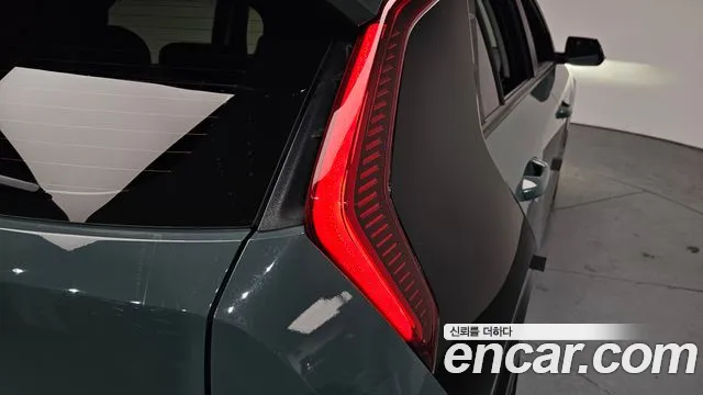 Kia Niro The All New Niro Signature — Фото автомобиля 21