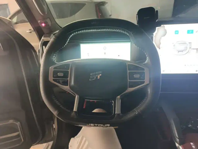 Jetour T2 — Фото автомобиля 10