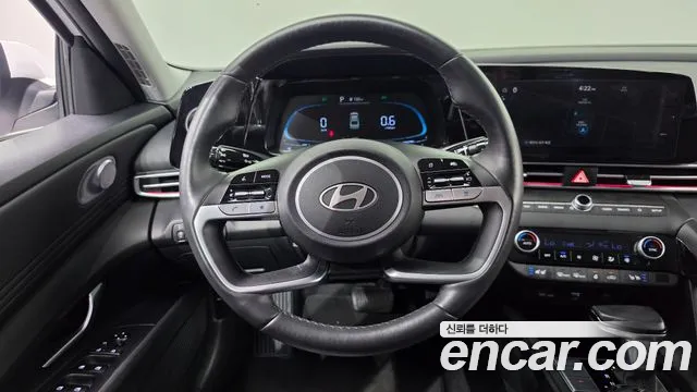 Hyundai AVANTE Новый Avante (CN7) — Фото автомобиля 13