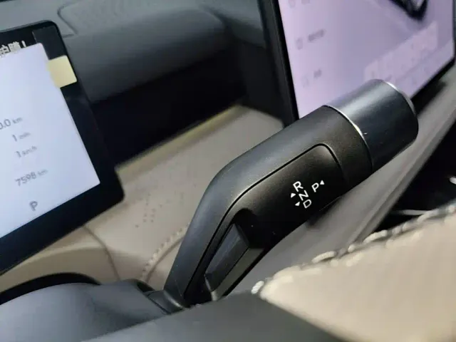 Geely Galaxy Xingyao 8 — Фото автомобиля 13